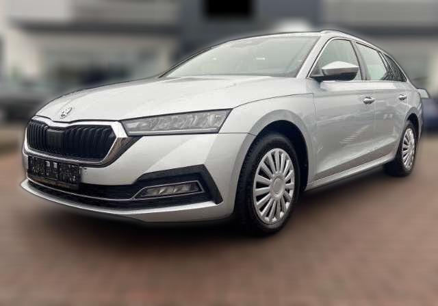 Skoda Octavia Combi First Edition Navi LED AHK Tempomat Winterpa